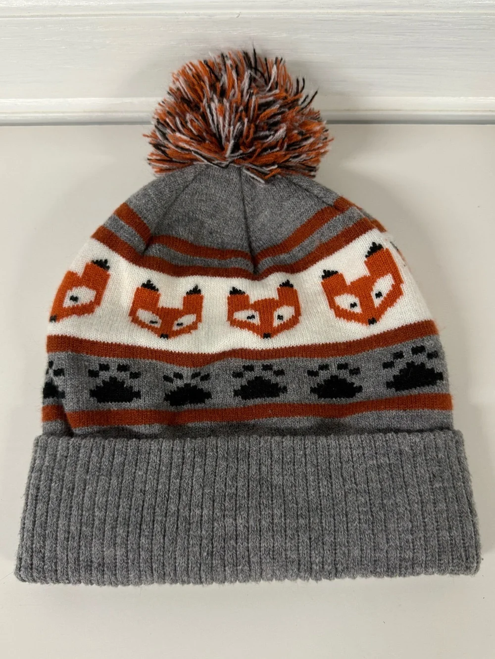 KAVU | Kids Fox Pom Beanie - Gray & Orange